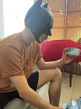 anhkiet huang online show from 12.16.25