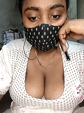 Snapshot of Schii69 chatting on 02.23.26 Schii69 online show from 02.23.26