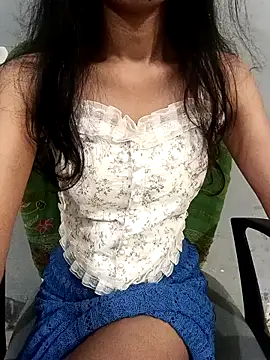 Daizy Shah online show from 05.09.26