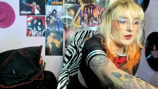 Avril Maria online show from 03.10.26