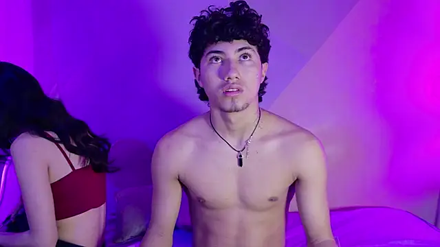 Snapshot of Laura_and_Kevin chatting on 09.25.25 Laura and Kevin online show from 09.25.25