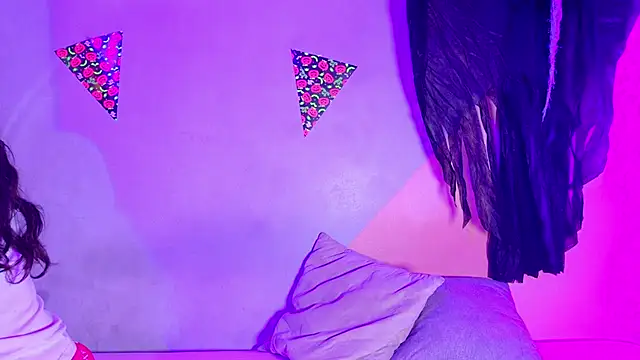 Snapshot of Laura_and_Kevin chatting on 10.30.25 Laura and Kevin online show from 10.30.25