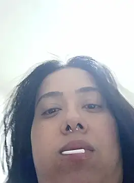 Nay fuego online show from 10.10.25