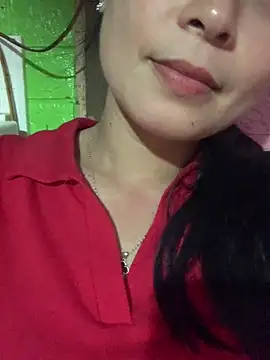 Snapshot of Baby-kis03 chatting on 10.30.25 Baby-kis03 online show from 10.30.25