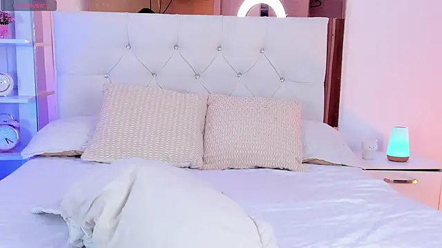 Snapshot of Sam_Deivis chatting on 03.23.26 Sam Deivis online show from 03.23.26