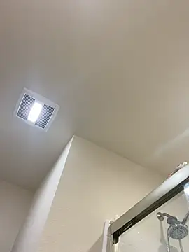 brileysmith0 online show from 03.20.26