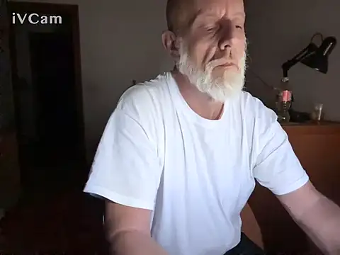 Snapshot of Pigna16PSRN chatting on 02.19.26 Pigna16PSRN online show from 02.19.26