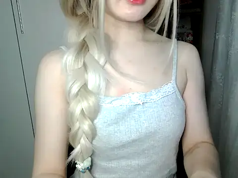 Annabelle-e online show from 03.29.26