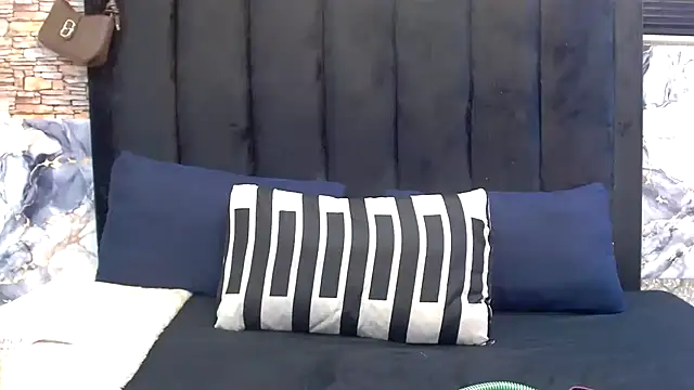 Snapshot of SexyBaddieXXX chatting on 07.29.26 SexyBaddieXXX online show from 07.29.26