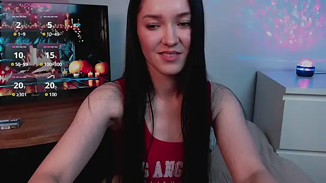 Veliora online show from 10.30.25