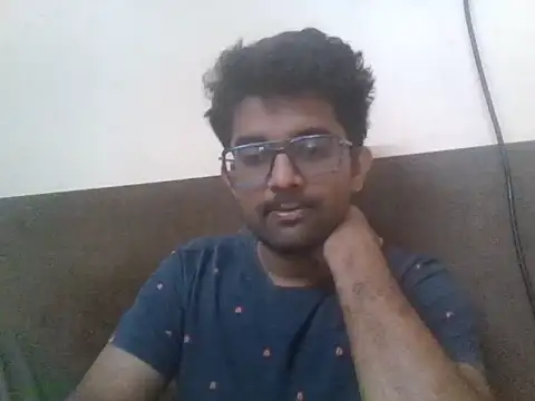 Snapshot of GOJO_1 chatting on 10.11.25 GOJO 1 online show from 10.11.25