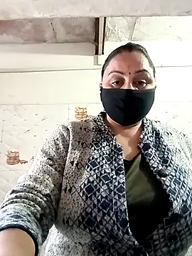 Rakhi sawant143 online show from 12.14.25