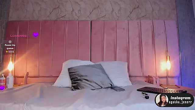 agatha jener online show from 03.23.26