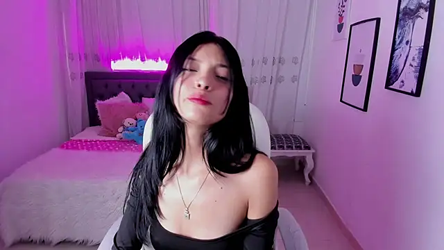 Snapshot of Mia_Clay1 chatting on 11.15.25 Mia Clay1 online show from 11.15.25