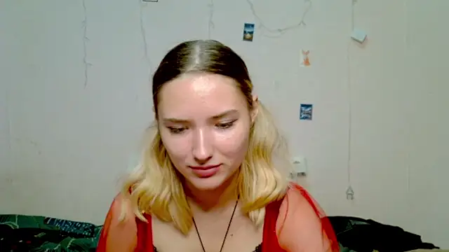 Snapshot of _kikiclark__ chatting on 09.26.25 kikiclark online show from 09.26.25