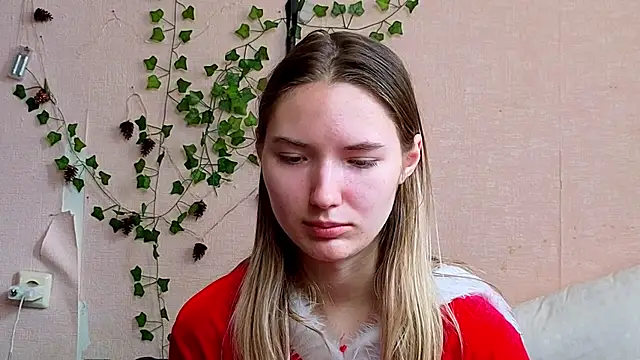  kikiclark   online show from 02.21.26