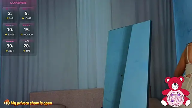 AntonelaAmeli online show from 04.12.26