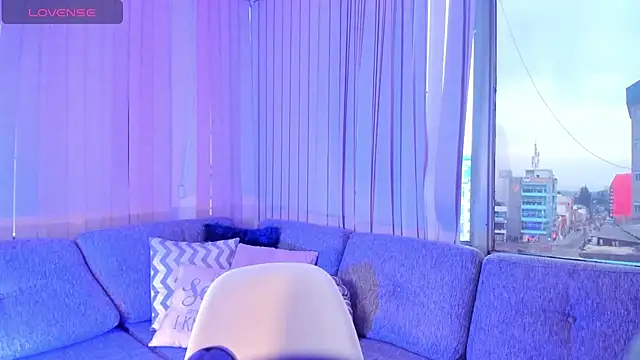 Mayajhons online show from 09.19.25