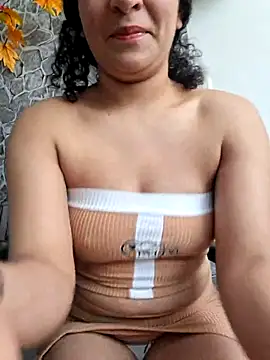 Snapshot of Lexiiee_1 chatting on 10.04.25 Lexiiee 1 online show from 10.04.25