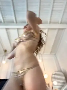 Snapshot of SweetieSinXXX chatting on 09.22.25 SweetieSinXXX online show from 09.22.25