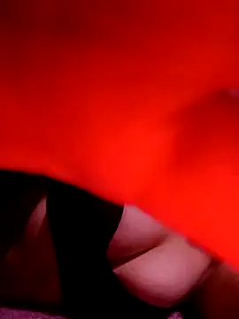 Snapshot of VanGau031694 chatting on 12.22.25 VanGau031694 online show from 12.22.25