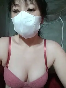 Snapshot of VanGau031694 chatting on 06.16.26 VanGau031694 online show from 06.16.26