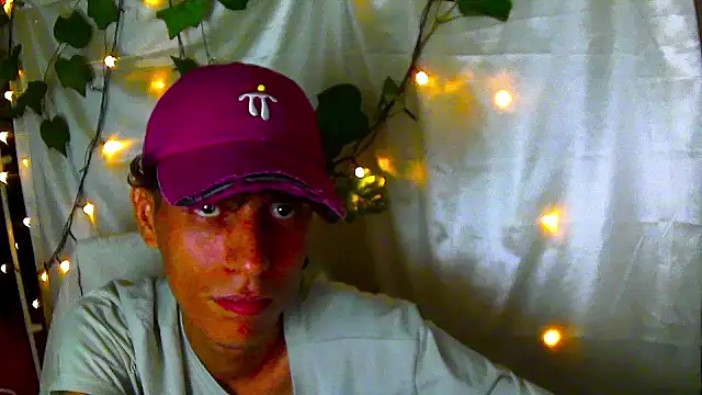 Crxxxsh online show from 09.21.25