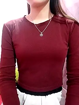 CherryBeii online show from 11.28.25