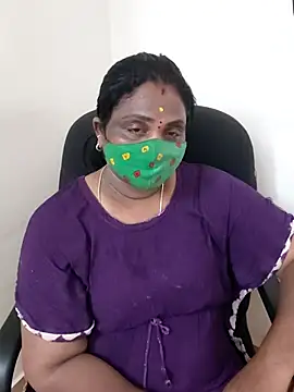 Snapshot of Tamil_Kavitha10 chatting on 09.14.25 Tamil Kavitha10 online show from 09.14.25