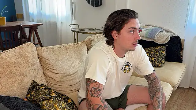 Cam-FrenchKiss online show from 10.12.25