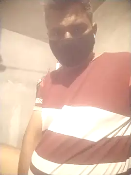 Snapshot of Manjit009 chatting on 10.18.25 Manjit009 online show from 10.18.25