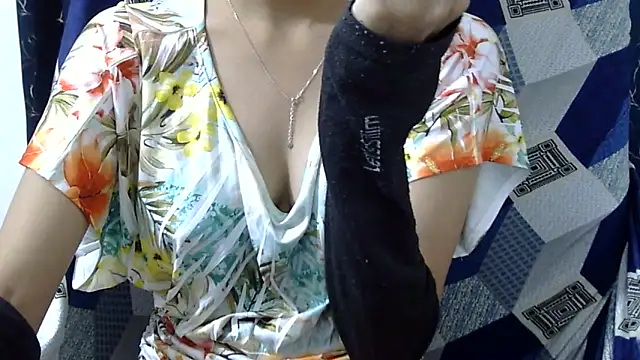 Riva arora01 online show from 05.31.26