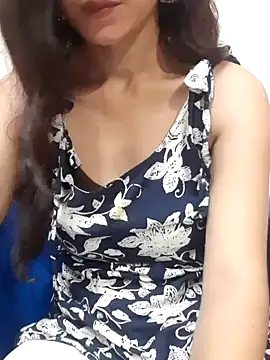 Snapshot of siya_rani67 chatting on 09.21.25 siya rani67 online show from 09.21.25