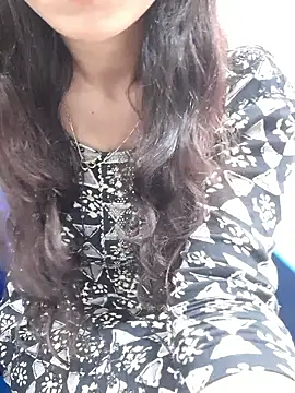 Snapshot of siya_rani67 chatting on 10.04.25 siya rani67 online show from 10.04.25