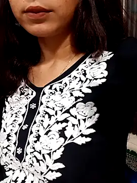 Snapshot of siya_rani67 chatting on 10.16.25 siya rani67 online show from 10.16.25