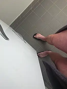 Snapshot of NuclearValue40 chatting on 02.27.26 NuclearValue40 online show from 02.27.26