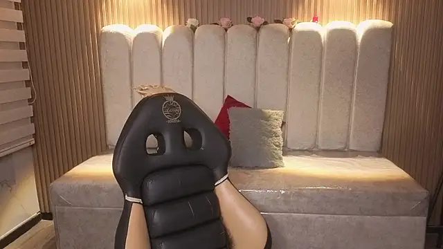  Mia Evans 1 online show from 02.24.26