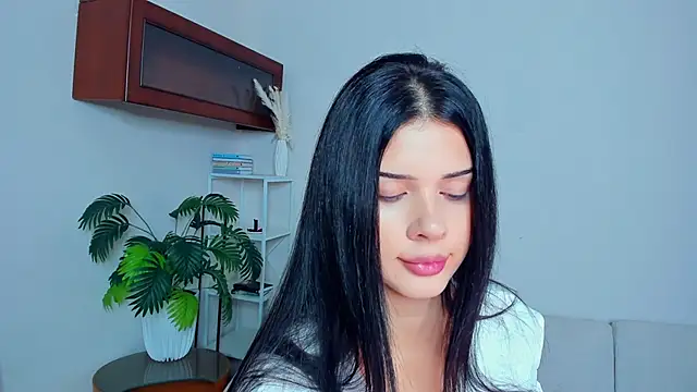 JoCauterucci online show from 09.13.25