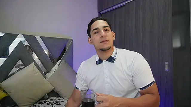 Snapshot of massimo_vidal_ chatting on 09.27.25 massimo vidal online show from 09.27.25