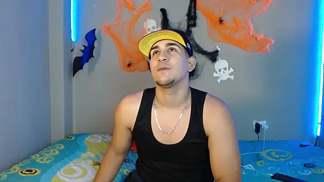 Snapshot of massimo_vidal_ chatting on 10.26.25 massimo vidal online show from 10.26.25