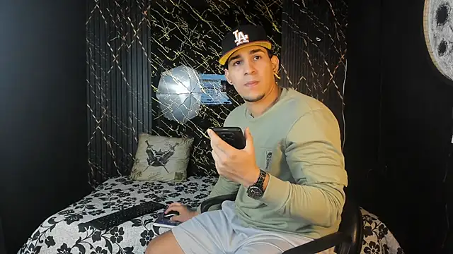 massimo vidal  online show from 02.10.26