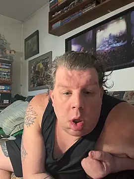 Stephanie1984 online show from 11.30.25