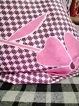 Snapshot of sexy__girls98 chatting on 10.17.25 sexy girls98 online show from 10.17.25