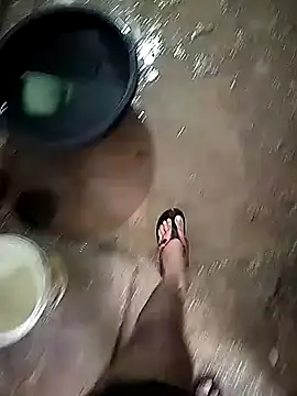 Snapshot of sexy__girls98 chatting on 10.31.25 sexy girls98 online show from 10.31.25