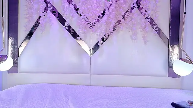 MadameDesade online show from 03.07.26