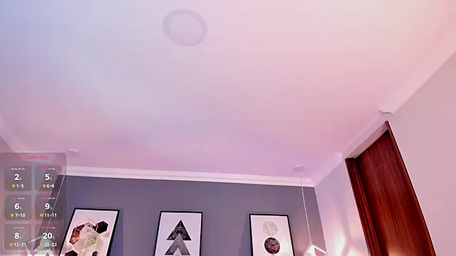Snapshot of Nina_Ford chatting on 05.19.26 Nina Ford online show from 05.19.26