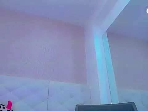 hanna sweett34 online show from 10.24.25