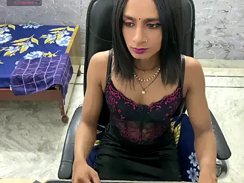 LuvLayla online show from 07.23.26