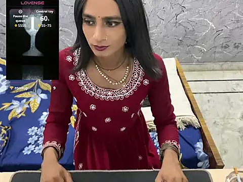 LuvLayla online show from 07.26.26