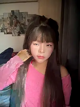 Snapshot of SarahBeii chatting on 11.02.25 SarahBeii online show from 11.02.25